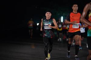 BIB: 42125
                            <button type="button" onclick="openModal(8352242)" class="btn btn-primary btn-sm float-right btn-popup" data-toggle="modal" data-target=".modal-high-quality">
                        <i class="fas fa-shopping-cart"></i> Add to Cart
                    </button>
                                            <button type="button" onclick="isThisMe(8352242, true)" class="btn btn-success btn-sm float-right btn-popup btn-isme hidden" data-toggle="tooltip" data-placement="bottom" title="นี่คือรูปของคุณใช่ไหม คลิกที่นี่เพื่อเอาเข้าอัลบั้ม">
                        <i class="fas fa-plus"></i> Add to album
                    </button>
                    <button type="button" onclick="isThisMe(8352242, false)" class="btn btn-warning btn-sm float-right btn-popup btn-isnotme hidden">
                        <i class="fas fa-ban"></i> Remove from album
                    </button>