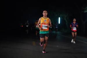 BIB: 463
                            <button type="button" onclick="openModal(8364080)" class="btn btn-primary btn-sm float-right btn-popup" data-toggle="modal" data-target=".modal-high-quality">
                        <i class="fas fa-shopping-cart"></i> Add to Cart
                    </button>
                                            <button type="button" onclick="isThisMe(8364080, true)" class="btn btn-success btn-sm float-right btn-popup btn-isme hidden" data-toggle="tooltip" data-placement="bottom" title="นี่คือรูปของคุณใช่ไหม คลิกที่นี่เพื่อเอาเข้าอัลบั้ม">
                        <i class="fas fa-plus"></i> Add to album
                    </button>
                    <button type="button" onclick="isThisMe(8364080, false)" class="btn btn-warning btn-sm float-right btn-popup btn-isnotme hidden">
                        <i class="fas fa-ban"></i> Remove from album
                    </button>