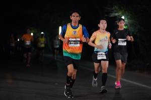 BIB: 41375
                            <button type="button" onclick="openModal(8352408)" class="btn btn-primary btn-sm float-right btn-popup" data-toggle="modal" data-target=".modal-high-quality">
                        <i class="fas fa-shopping-cart"></i> Add to Cart
                    </button>
                                            <button type="button" onclick="isThisMe(8352408, true)" class="btn btn-success btn-sm float-right btn-popup btn-isme hidden" data-toggle="tooltip" data-placement="bottom" title="นี่คือรูปของคุณใช่ไหม คลิกที่นี่เพื่อเอาเข้าอัลบั้ม">
                        <i class="fas fa-plus"></i> Add to album
                    </button>
                    <button type="button" onclick="isThisMe(8352408, false)" class="btn btn-warning btn-sm float-right btn-popup btn-isnotme hidden">
                        <i class="fas fa-ban"></i> Remove from album
                    </button>