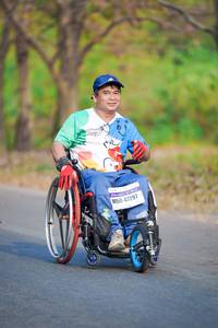 BIB: 47297
                            <button type="button" onclick="openModal(9788329)" class="btn btn-primary btn-sm float-right btn-popup" data-toggle="modal" data-target=".modal-high-quality">
                        <i class="fas fa-shopping-cart"></i> Add to Cart
                    </button>
                                            <button type="button" onclick="isThisMe(9788329, true)" class="btn btn-success btn-sm float-right btn-popup btn-isme hidden" data-toggle="tooltip" data-placement="bottom" title="นี่คือรูปของคุณใช่ไหม คลิกที่นี่เพื่อเอาเข้าอัลบั้ม">
                        <i class="fas fa-plus"></i> Add to album
                    </button>
                    <button type="button" onclick="isThisMe(9788329, false)" class="btn btn-warning btn-sm float-right btn-popup btn-isnotme hidden">
                        <i class="fas fa-ban"></i> Remove from album
                    </button>