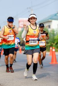 BIB: 47301, 45082
                            <button type="button" onclick="openModal(9172198)" class="btn btn-primary btn-sm float-right btn-popup" data-toggle="modal" data-target=".modal-high-quality">
                        <i class="fas fa-shopping-cart"></i> Add to Cart
                    </button>
                                            <button type="button" onclick="isThisMe(9172198, true)" class="btn btn-success btn-sm float-right btn-popup btn-isme hidden" data-toggle="tooltip" data-placement="bottom" title="นี่คือรูปของคุณใช่ไหม คลิกที่นี่เพื่อเอาเข้าอัลบั้ม">
                        <i class="fas fa-plus"></i> Add to album
                    </button>
                    <button type="button" onclick="isThisMe(9172198, false)" class="btn btn-warning btn-sm float-right btn-popup btn-isnotme hidden">
                        <i class="fas fa-ban"></i> Remove from album
                    </button>