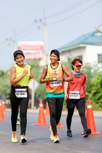 BIB: 40302, 40162, 45319
                            <button type="button" onclick="openModal(9183878)" class="btn btn-primary btn-sm float-right btn-popup" data-toggle="modal" data-target=".modal-high-quality">
                        <i class="fas fa-shopping-cart"></i> Add to Cart
                    </button>
                                            <button type="button" onclick="isThisMe(9183878, true)" class="btn btn-success btn-sm float-right btn-popup btn-isme hidden" data-toggle="tooltip" data-placement="bottom" title="นี่คือรูปของคุณใช่ไหม คลิกที่นี่เพื่อเอาเข้าอัลบั้ม">
                        <i class="fas fa-plus"></i> Add to album
                    </button>
                    <button type="button" onclick="isThisMe(9183878, false)" class="btn btn-warning btn-sm float-right btn-popup btn-isnotme hidden">
                        <i class="fas fa-ban"></i> Remove from album
                    </button>