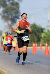 BIB: 422
                            <button type="button" onclick="openModal(9094598)" class="btn btn-primary btn-sm float-right btn-popup" data-toggle="modal" data-target=".modal-high-quality">
                        <i class="fas fa-shopping-cart"></i> Add to Cart
                    </button>
                                            <button type="button" onclick="isThisMe(9094598, true)" class="btn btn-success btn-sm float-right btn-popup btn-isme hidden" data-toggle="tooltip" data-placement="bottom" title="นี่คือรูปของคุณใช่ไหม คลิกที่นี่เพื่อเอาเข้าอัลบั้ม">
                        <i class="fas fa-plus"></i> Add to album
                    </button>
                    <button type="button" onclick="isThisMe(9094598, false)" class="btn btn-warning btn-sm float-right btn-popup btn-isnotme hidden">
                        <i class="fas fa-ban"></i> Remove from album
                    </button>