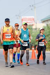 BIB: 43078, 4145, 40018
                            <button type="button" onclick="openModal(9202857)" class="btn btn-primary btn-sm float-right btn-popup" data-toggle="modal" data-target=".modal-high-quality">
                        <i class="fas fa-shopping-cart"></i> Add to Cart
                    </button>
                                            <button type="button" onclick="isThisMe(9202857, true)" class="btn btn-success btn-sm float-right btn-popup btn-isme hidden" data-toggle="tooltip" data-placement="bottom" title="นี่คือรูปของคุณใช่ไหม คลิกที่นี่เพื่อเอาเข้าอัลบั้ม">
                        <i class="fas fa-plus"></i> Add to album
                    </button>
                    <button type="button" onclick="isThisMe(9202857, false)" class="btn btn-warning btn-sm float-right btn-popup btn-isnotme hidden">
                        <i class="fas fa-ban"></i> Remove from album
                    </button>