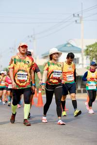 BIB: 4000, 42679
                            <button type="button" onclick="openModal(9218198)" class="btn btn-primary btn-sm float-right btn-popup" data-toggle="modal" data-target=".modal-high-quality">
                        <i class="fas fa-shopping-cart"></i> Add to Cart
                    </button>
                                            <button type="button" onclick="isThisMe(9218198, true)" class="btn btn-success btn-sm float-right btn-popup btn-isme hidden" data-toggle="tooltip" data-placement="bottom" title="นี่คือรูปของคุณใช่ไหม คลิกที่นี่เพื่อเอาเข้าอัลบั้ม">
                        <i class="fas fa-plus"></i> Add to album
                    </button>
                    <button type="button" onclick="isThisMe(9218198, false)" class="btn btn-warning btn-sm float-right btn-popup btn-isnotme hidden">
                        <i class="fas fa-ban"></i> Remove from album
                    </button>