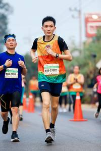 BIB: 21922, 21216
                            <button type="button" onclick="openModal(9253936)" class="btn btn-primary btn-sm float-right btn-popup" data-toggle="modal" data-target=".modal-high-quality">
                        <i class="fas fa-shopping-cart"></i> Add to Cart
                    </button>
                                            <button type="button" onclick="isThisMe(9253936, true)" class="btn btn-success btn-sm float-right btn-popup btn-isme hidden" data-toggle="tooltip" data-placement="bottom" title="นี่คือรูปของคุณใช่ไหม คลิกที่นี่เพื่อเอาเข้าอัลบั้ม">
                        <i class="fas fa-plus"></i> Add to album
                    </button>
                    <button type="button" onclick="isThisMe(9253936, false)" class="btn btn-warning btn-sm float-right btn-popup btn-isnotme hidden">
                        <i class="fas fa-ban"></i> Remove from album
                    </button>