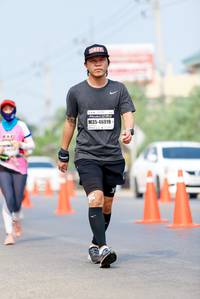 BIB: 46919
                            <button type="button" onclick="openModal(9191841)" class="btn btn-primary btn-sm float-right btn-popup" data-toggle="modal" data-target=".modal-high-quality">
                        <i class="fas fa-shopping-cart"></i> Add to Cart
                    </button>
                                            <button type="button" onclick="isThisMe(9191841, true)" class="btn btn-success btn-sm float-right btn-popup btn-isme hidden" data-toggle="tooltip" data-placement="bottom" title="นี่คือรูปของคุณใช่ไหม คลิกที่นี่เพื่อเอาเข้าอัลบั้ม">
                        <i class="fas fa-plus"></i> Add to album
                    </button>
                    <button type="button" onclick="isThisMe(9191841, false)" class="btn btn-warning btn-sm float-right btn-popup btn-isnotme hidden">
                        <i class="fas fa-ban"></i> Remove from album
                    </button>