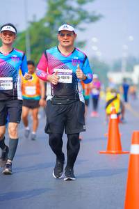 BIB: 43070, 42936
                            <button type="button" onclick="openModal(7835947)" class="btn btn-primary btn-sm float-right btn-popup" data-toggle="modal" data-target=".modal-high-quality">
                        <i class="fas fa-shopping-cart"></i> Add to Cart
                    </button>
                                            <button type="button" onclick="isThisMe(7835947, true)" class="btn btn-success btn-sm float-right btn-popup btn-isme hidden" data-toggle="tooltip" data-placement="bottom" title="นี่คือรูปของคุณใช่ไหม คลิกที่นี่เพื่อเอาเข้าอัลบั้ม">
                        <i class="fas fa-plus"></i> Add to album
                    </button>
                    <button type="button" onclick="isThisMe(7835947, false)" class="btn btn-warning btn-sm float-right btn-popup btn-isnotme hidden">
                        <i class="fas fa-ban"></i> Remove from album
                    </button>