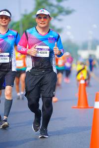 BIB: 107, 43070, 42936
                            <button type="button" onclick="openModal(7835981)" class="btn btn-primary btn-sm float-right btn-popup" data-toggle="modal" data-target=".modal-high-quality">
                        <i class="fas fa-shopping-cart"></i> Add to Cart
                    </button>
                                            <button type="button" onclick="isThisMe(7835981, true)" class="btn btn-success btn-sm float-right btn-popup btn-isme hidden" data-toggle="tooltip" data-placement="bottom" title="นี่คือรูปของคุณใช่ไหม คลิกที่นี่เพื่อเอาเข้าอัลบั้ม">
                        <i class="fas fa-plus"></i> Add to album
                    </button>
                    <button type="button" onclick="isThisMe(7835981, false)" class="btn btn-warning btn-sm float-right btn-popup btn-isnotme hidden">
                        <i class="fas fa-ban"></i> Remove from album
                    </button>
