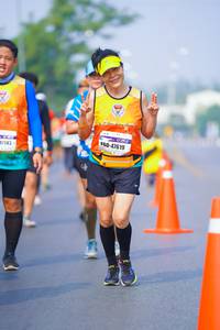 BIB: 47619, 1143
                            <button type="button" onclick="openModal(7872006)" class="btn btn-primary btn-sm float-right btn-popup" data-toggle="modal" data-target=".modal-high-quality">
                        <i class="fas fa-shopping-cart"></i> Add to Cart
                    </button>
                                            <button type="button" onclick="isThisMe(7872006, true)" class="btn btn-success btn-sm float-right btn-popup btn-isme hidden" data-toggle="tooltip" data-placement="bottom" title="นี่คือรูปของคุณใช่ไหม คลิกที่นี่เพื่อเอาเข้าอัลบั้ม">
                        <i class="fas fa-plus"></i> Add to album
                    </button>
                    <button type="button" onclick="isThisMe(7872006, false)" class="btn btn-warning btn-sm float-right btn-popup btn-isnotme hidden">
                        <i class="fas fa-ban"></i> Remove from album
                    </button>