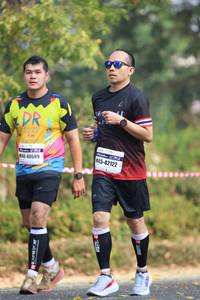 BIB: 2222, 40689, 42122
                            <button type="button" onclick="openModal(8647553)" class="btn btn-primary btn-sm float-right btn-popup" data-toggle="modal" data-target=".modal-high-quality">
                        <i class="fas fa-shopping-cart"></i> Add to Cart
                    </button>
                                            <button type="button" onclick="isThisMe(8647553, true)" class="btn btn-success btn-sm float-right btn-popup btn-isme hidden" data-toggle="tooltip" data-placement="bottom" title="นี่คือรูปของคุณใช่ไหม คลิกที่นี่เพื่อเอาเข้าอัลบั้ม">
                        <i class="fas fa-plus"></i> Add to album
                    </button>
                    <button type="button" onclick="isThisMe(8647553, false)" class="btn btn-warning btn-sm float-right btn-popup btn-isnotme hidden">
                        <i class="fas fa-ban"></i> Remove from album
                    </button>
