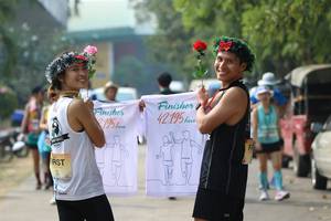 BIB: 42195, 195
                            <button type="button" onclick="openModal(8762504)" class="btn btn-primary btn-sm float-right btn-popup" data-toggle="modal" data-target=".modal-high-quality">
                        <i class="fas fa-shopping-cart"></i> Add to Cart
                    </button>
                                            <button type="button" onclick="isThisMe(8762504, true)" class="btn btn-success btn-sm float-right btn-popup btn-isme hidden" data-toggle="tooltip" data-placement="bottom" title="นี่คือรูปของคุณใช่ไหม คลิกที่นี่เพื่อเอาเข้าอัลบั้ม">
                        <i class="fas fa-plus"></i> Add to album
                    </button>
                    <button type="button" onclick="isThisMe(8762504, false)" class="btn btn-warning btn-sm float-right btn-popup btn-isnotme hidden">
                        <i class="fas fa-ban"></i> Remove from album
                    </button>