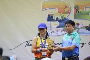 BIB: 502
                            <button type="button" onclick="openModal(8785173)" class="btn btn-primary btn-sm float-right btn-popup" data-toggle="modal" data-target=".modal-high-quality">
                        <i class="fas fa-shopping-cart"></i> Add to Cart
                    </button>
                                            <button type="button" onclick="isThisMe(8785173, true)" class="btn btn-success btn-sm float-right btn-popup btn-isme hidden" data-toggle="tooltip" data-placement="bottom" title="นี่คือรูปของคุณใช่ไหม คลิกที่นี่เพื่อเอาเข้าอัลบั้ม">
                        <i class="fas fa-plus"></i> Add to album
                    </button>
                    <button type="button" onclick="isThisMe(8785173, false)" class="btn btn-warning btn-sm float-right btn-popup btn-isnotme hidden">
                        <i class="fas fa-ban"></i> Remove from album
                    </button>