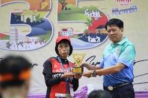 BIB: 
                            <button type="button" onclick="openModal(8780697)" class="btn btn-primary btn-sm float-right btn-popup" data-toggle="modal" data-target=".modal-high-quality">
                        <i class="fas fa-shopping-cart"></i> Add to Cart
                    </button>
                                            <button type="button" onclick="isThisMe(8780697, true)" class="btn btn-success btn-sm float-right btn-popup btn-isme hidden" data-toggle="tooltip" data-placement="bottom" title="นี่คือรูปของคุณใช่ไหม คลิกที่นี่เพื่อเอาเข้าอัลบั้ม">
                        <i class="fas fa-plus"></i> Add to album
                    </button>
                    <button type="button" onclick="isThisMe(8780697, false)" class="btn btn-warning btn-sm float-right btn-popup btn-isnotme hidden">
                        <i class="fas fa-ban"></i> Remove from album
                    </button>