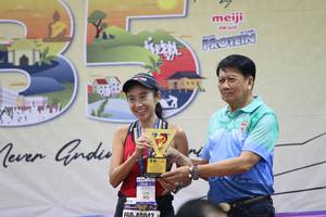 BIB: 1952, 40042
                            <button type="button" onclick="openModal(8780175)" class="btn btn-primary btn-sm float-right btn-popup" data-toggle="modal" data-target=".modal-high-quality">
                        <i class="fas fa-shopping-cart"></i> Add to Cart
                    </button>
                                            <button type="button" onclick="isThisMe(8780175, true)" class="btn btn-success btn-sm float-right btn-popup btn-isme hidden" data-toggle="tooltip" data-placement="bottom" title="นี่คือรูปของคุณใช่ไหม คลิกที่นี่เพื่อเอาเข้าอัลบั้ม">
                        <i class="fas fa-plus"></i> Add to album
                    </button>
                    <button type="button" onclick="isThisMe(8780175, false)" class="btn btn-warning btn-sm float-right btn-popup btn-isnotme hidden">
                        <i class="fas fa-ban"></i> Remove from album
                    </button>