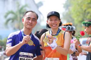 BIB: 42195, 5017164
                            <button type="button" onclick="openModal(8925704)" class="btn btn-primary btn-sm float-right btn-popup" data-toggle="modal" data-target=".modal-high-quality">
                        <i class="fas fa-shopping-cart"></i> Add to Cart
                    </button>
                                            <button type="button" onclick="isThisMe(8925704, true)" class="btn btn-success btn-sm float-right btn-popup btn-isme hidden" data-toggle="tooltip" data-placement="bottom" title="นี่คือรูปของคุณใช่ไหม คลิกที่นี่เพื่อเอาเข้าอัลบั้ม">
                        <i class="fas fa-plus"></i> Add to album
                    </button>
                    <button type="button" onclick="isThisMe(8925704, false)" class="btn btn-warning btn-sm float-right btn-popup btn-isnotme hidden">
                        <i class="fas fa-ban"></i> Remove from album
                    </button>