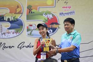 BIB: 
                            <button type="button" onclick="openModal(8779905)" class="btn btn-primary btn-sm float-right btn-popup" data-toggle="modal" data-target=".modal-high-quality">
                        <i class="fas fa-shopping-cart"></i> Add to Cart
                    </button>
                                            <button type="button" onclick="isThisMe(8779905, true)" class="btn btn-success btn-sm float-right btn-popup btn-isme hidden" data-toggle="tooltip" data-placement="bottom" title="นี่คือรูปของคุณใช่ไหม คลิกที่นี่เพื่อเอาเข้าอัลบั้ม">
                        <i class="fas fa-plus"></i> Add to album
                    </button>
                    <button type="button" onclick="isThisMe(8779905, false)" class="btn btn-warning btn-sm float-right btn-popup btn-isnotme hidden">
                        <i class="fas fa-ban"></i> Remove from album
                    </button>