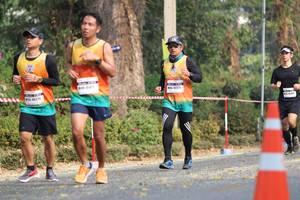 BIB: 422, 46376
                            <button type="button" onclick="openModal(8761112)" class="btn btn-primary btn-sm float-right btn-popup" data-toggle="modal" data-target=".modal-high-quality">
                        <i class="fas fa-shopping-cart"></i> Add to Cart
                    </button>
                                            <button type="button" onclick="isThisMe(8761112, true)" class="btn btn-success btn-sm float-right btn-popup btn-isme hidden" data-toggle="tooltip" data-placement="bottom" title="นี่คือรูปของคุณใช่ไหม คลิกที่นี่เพื่อเอาเข้าอัลบั้ม">
                        <i class="fas fa-plus"></i> Add to album
                    </button>
                    <button type="button" onclick="isThisMe(8761112, false)" class="btn btn-warning btn-sm float-right btn-popup btn-isnotme hidden">
                        <i class="fas fa-ban"></i> Remove from album
                    </button>