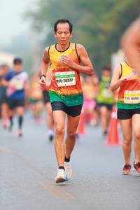 BIB: 26322, 10484
                            <button type="button" onclick="openModal(7413376)" class="btn btn-primary btn-sm float-right btn-popup" data-toggle="modal" data-target=".modal-high-quality">
                        <i class="fas fa-shopping-cart"></i> Add to Cart
                    </button>
                                            <button type="button" onclick="isThisMe(7413376, true)" class="btn btn-success btn-sm float-right btn-popup btn-isme hidden" data-toggle="tooltip" data-placement="bottom" title="นี่คือรูปของคุณใช่ไหม คลิกที่นี่เพื่อเอาเข้าอัลบั้ม">
                        <i class="fas fa-plus"></i> Add to album
                    </button>
                    <button type="button" onclick="isThisMe(7413376, false)" class="btn btn-warning btn-sm float-right btn-popup btn-isnotme hidden">
                        <i class="fas fa-ban"></i> Remove from album
                    </button>