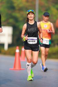BIB: 12195, 45176
                            <button type="button" onclick="openModal(8031221)" class="btn btn-primary btn-sm float-right btn-popup" data-toggle="modal" data-target=".modal-high-quality">
                        <i class="fas fa-shopping-cart"></i> Add to Cart
                    </button>
                                            <button type="button" onclick="isThisMe(8031221, true)" class="btn btn-success btn-sm float-right btn-popup btn-isme hidden" data-toggle="tooltip" data-placement="bottom" title="นี่คือรูปของคุณใช่ไหม คลิกที่นี่เพื่อเอาเข้าอัลบั้ม">
                        <i class="fas fa-plus"></i> Add to album
                    </button>
                    <button type="button" onclick="isThisMe(8031221, false)" class="btn btn-warning btn-sm float-right btn-popup btn-isnotme hidden">
                        <i class="fas fa-ban"></i> Remove from album
                    </button>