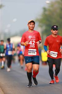 BIB: 195, 42195, 42700
                            <button type="button" onclick="openModal(7933096)" class="btn btn-primary btn-sm float-right btn-popup" data-toggle="modal" data-target=".modal-high-quality">
                        <i class="fas fa-shopping-cart"></i> Add to Cart
                    </button>
                                            <button type="button" onclick="isThisMe(7933096, true)" class="btn btn-success btn-sm float-right btn-popup btn-isme hidden" data-toggle="tooltip" data-placement="bottom" title="นี่คือรูปของคุณใช่ไหม คลิกที่นี่เพื่อเอาเข้าอัลบั้ม">
                        <i class="fas fa-plus"></i> Add to album
                    </button>
                    <button type="button" onclick="isThisMe(7933096, false)" class="btn btn-warning btn-sm float-right btn-popup btn-isnotme hidden">
                        <i class="fas fa-ban"></i> Remove from album
                    </button>