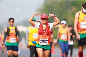 BIB: 40323, 
                            <button type="button" onclick="openModal(7911053)" class="btn btn-primary btn-sm float-right btn-popup" data-toggle="modal" data-target=".modal-high-quality">
                        <i class="fas fa-shopping-cart"></i> Add to Cart
                    </button>
                                            <button type="button" onclick="isThisMe(7911053, true)" class="btn btn-success btn-sm float-right btn-popup btn-isme hidden" data-toggle="tooltip" data-placement="bottom" title="นี่คือรูปของคุณใช่ไหม คลิกที่นี่เพื่อเอาเข้าอัลบั้ม">
                        <i class="fas fa-plus"></i> Add to album
                    </button>
                    <button type="button" onclick="isThisMe(7911053, false)" class="btn btn-warning btn-sm float-right btn-popup btn-isnotme hidden">
                        <i class="fas fa-ban"></i> Remove from album
                    </button>