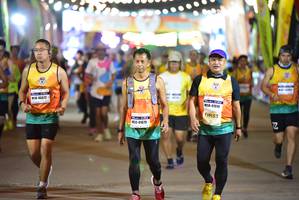 BIB: 41914, 46612, 41670
                            <button type="button" onclick="openModal(8095513)" class="btn btn-primary btn-sm float-right btn-popup" data-toggle="modal" data-target=".modal-high-quality">
                        <i class="fas fa-shopping-cart"></i> Add to Cart
                    </button>
                                            <button type="button" onclick="isThisMe(8095513, true)" class="btn btn-success btn-sm float-right btn-popup btn-isme hidden" data-toggle="tooltip" data-placement="bottom" title="นี่คือรูปของคุณใช่ไหม คลิกที่นี่เพื่อเอาเข้าอัลบั้ม">
                        <i class="fas fa-plus"></i> Add to album
                    </button>
                    <button type="button" onclick="isThisMe(8095513, false)" class="btn btn-warning btn-sm float-right btn-popup btn-isnotme hidden">
                        <i class="fas fa-ban"></i> Remove from album
                    </button>