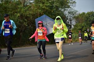 BIB: 4801, 4805
                            <button type="button" onclick="openModal(9245819)" class="btn btn-primary btn-sm float-right btn-popup" data-toggle="modal" data-target=".modal-high-quality">
                        <i class="fas fa-shopping-cart"></i> Add to Cart
                    </button>
                                            <button type="button" onclick="isThisMe(9245819, true)" class="btn btn-success btn-sm float-right btn-popup btn-isme hidden" data-toggle="tooltip" data-placement="bottom" title="นี่คือรูปของคุณใช่ไหม คลิกที่นี่เพื่อเอาเข้าอัลบั้ม">
                        <i class="fas fa-plus"></i> Add to album
                    </button>
                    <button type="button" onclick="isThisMe(9245819, false)" class="btn btn-warning btn-sm float-right btn-popup btn-isnotme hidden">
                        <i class="fas fa-ban"></i> Remove from album
                    </button>
