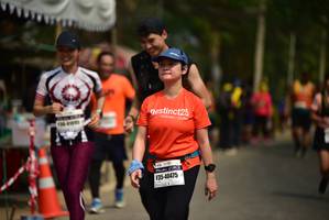 BIB: 4105, 40475
                            <button type="button" onclick="openModal(9265846)" class="btn btn-primary btn-sm float-right btn-popup" data-toggle="modal" data-target=".modal-high-quality">
                        <i class="fas fa-shopping-cart"></i> Add to Cart
                    </button>
                                            <button type="button" onclick="isThisMe(9265846, true)" class="btn btn-success btn-sm float-right btn-popup btn-isme hidden" data-toggle="tooltip" data-placement="bottom" title="นี่คือรูปของคุณใช่ไหม คลิกที่นี่เพื่อเอาเข้าอัลบั้ม">
                        <i class="fas fa-plus"></i> Add to album
                    </button>
                    <button type="button" onclick="isThisMe(9265846, false)" class="btn btn-warning btn-sm float-right btn-popup btn-isnotme hidden">
                        <i class="fas fa-ban"></i> Remove from album
                    </button>