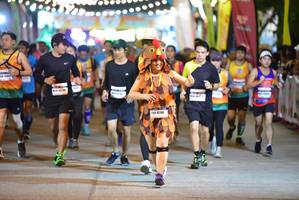 BIB: 47141
                            <button type="button" onclick="openModal(8093504)" class="btn btn-primary btn-sm float-right btn-popup" data-toggle="modal" data-target=".modal-high-quality">
                        <i class="fas fa-shopping-cart"></i> Add to Cart
                    </button>
                                            <button type="button" onclick="isThisMe(8093504, true)" class="btn btn-success btn-sm float-right btn-popup btn-isme hidden" data-toggle="tooltip" data-placement="bottom" title="นี่คือรูปของคุณใช่ไหม คลิกที่นี่เพื่อเอาเข้าอัลบั้ม">
                        <i class="fas fa-plus"></i> Add to album
                    </button>
                    <button type="button" onclick="isThisMe(8093504, false)" class="btn btn-warning btn-sm float-right btn-popup btn-isnotme hidden">
                        <i class="fas fa-ban"></i> Remove from album
                    </button>