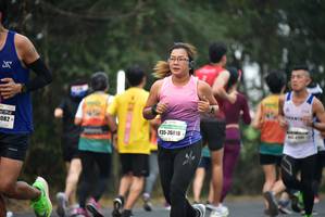 BIB: 26818, 082
                            <button type="button" onclick="openModal(8184737)" class="btn btn-primary btn-sm float-right btn-popup" data-toggle="modal" data-target=".modal-high-quality">
                        <i class="fas fa-shopping-cart"></i> Add to Cart
                    </button>
                                            <button type="button" onclick="isThisMe(8184737, true)" class="btn btn-success btn-sm float-right btn-popup btn-isme hidden" data-toggle="tooltip" data-placement="bottom" title="นี่คือรูปของคุณใช่ไหม คลิกที่นี่เพื่อเอาเข้าอัลบั้ม">
                        <i class="fas fa-plus"></i> Add to album
                    </button>
                    <button type="button" onclick="isThisMe(8184737, false)" class="btn btn-warning btn-sm float-right btn-popup btn-isnotme hidden">
                        <i class="fas fa-ban"></i> Remove from album
                    </button>