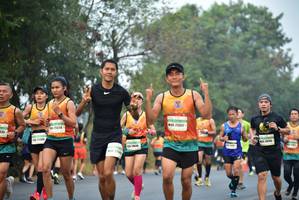 BIB: 2593, 263, 020648
                            <button type="button" onclick="openModal(9104061)" class="btn btn-primary btn-sm float-right btn-popup" data-toggle="modal" data-target=".modal-high-quality">
                        <i class="fas fa-shopping-cart"></i> Add to Cart
                    </button>
                                            <button type="button" onclick="isThisMe(9104061, true)" class="btn btn-success btn-sm float-right btn-popup btn-isme hidden" data-toggle="tooltip" data-placement="bottom" title="นี่คือรูปของคุณใช่ไหม คลิกที่นี่เพื่อเอาเข้าอัลบั้ม">
                        <i class="fas fa-plus"></i> Add to album
                    </button>
                    <button type="button" onclick="isThisMe(9104061, false)" class="btn btn-warning btn-sm float-right btn-popup btn-isnotme hidden">
                        <i class="fas fa-ban"></i> Remove from album
                    </button>
