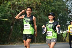 BIB: 405, 47506
                            <button type="button" onclick="openModal(9247035)" class="btn btn-primary btn-sm float-right btn-popup" data-toggle="modal" data-target=".modal-high-quality">
                        <i class="fas fa-shopping-cart"></i> Add to Cart
                    </button>
                                            <button type="button" onclick="isThisMe(9247035, true)" class="btn btn-success btn-sm float-right btn-popup btn-isme hidden" data-toggle="tooltip" data-placement="bottom" title="นี่คือรูปของคุณใช่ไหม คลิกที่นี่เพื่อเอาเข้าอัลบั้ม">
                        <i class="fas fa-plus"></i> Add to album
                    </button>
                    <button type="button" onclick="isThisMe(9247035, false)" class="btn btn-warning btn-sm float-right btn-popup btn-isnotme hidden">
                        <i class="fas fa-ban"></i> Remove from album
                    </button>