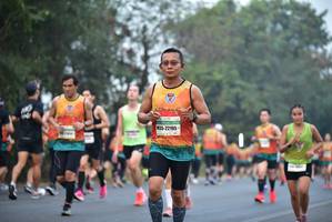 BIB: 22195, 
                            <button type="button" onclick="openModal(8240803)" class="btn btn-primary btn-sm float-right btn-popup" data-toggle="modal" data-target=".modal-high-quality">
                        <i class="fas fa-shopping-cart"></i> Add to Cart
                    </button>
                                            <button type="button" onclick="isThisMe(8240803, true)" class="btn btn-success btn-sm float-right btn-popup btn-isme hidden" data-toggle="tooltip" data-placement="bottom" title="นี่คือรูปของคุณใช่ไหม คลิกที่นี่เพื่อเอาเข้าอัลบั้ม">
                        <i class="fas fa-plus"></i> Add to album
                    </button>
                    <button type="button" onclick="isThisMe(8240803, false)" class="btn btn-warning btn-sm float-right btn-popup btn-isnotme hidden">
                        <i class="fas fa-ban"></i> Remove from album
                    </button>