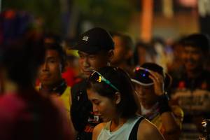 BIB: 
                            <button type="button" onclick="openModal(7434000)" class="btn btn-primary btn-sm float-right btn-popup" data-toggle="modal" data-target=".modal-high-quality">
                        <i class="fas fa-shopping-cart"></i> Add to Cart
                    </button>
                                            <button type="button" onclick="isThisMe(7434000, true)" class="btn btn-success btn-sm float-right btn-popup btn-isme hidden" data-toggle="tooltip" data-placement="bottom" title="นี่คือรูปของคุณใช่ไหม คลิกที่นี่เพื่อเอาเข้าอัลบั้ม">
                        <i class="fas fa-plus"></i> Add to album
                    </button>
                    <button type="button" onclick="isThisMe(7434000, false)" class="btn btn-warning btn-sm float-right btn-popup btn-isnotme hidden">
                        <i class="fas fa-ban"></i> Remove from album
                    </button>