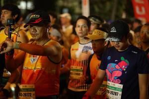 BIB: 0962, 2112, 26287, 26172
                            <button type="button" onclick="openModal(7443675)" class="btn btn-primary btn-sm float-right btn-popup" data-toggle="modal" data-target=".modal-high-quality">
                        <i class="fas fa-shopping-cart"></i> Add to Cart
                    </button>
                                            <button type="button" onclick="isThisMe(7443675, true)" class="btn btn-success btn-sm float-right btn-popup btn-isme hidden" data-toggle="tooltip" data-placement="bottom" title="นี่คือรูปของคุณใช่ไหม คลิกที่นี่เพื่อเอาเข้าอัลบั้ม">
                        <i class="fas fa-plus"></i> Add to album
                    </button>
                    <button type="button" onclick="isThisMe(7443675, false)" class="btn btn-warning btn-sm float-right btn-popup btn-isnotme hidden">
                        <i class="fas fa-ban"></i> Remove from album
                    </button>