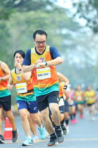 BIB: 11347, 15293
                            <button type="button" onclick="openModal(7546764)" class="btn btn-primary btn-sm float-right btn-popup" data-toggle="modal" data-target=".modal-high-quality">
                        <i class="fas fa-shopping-cart"></i> Add to Cart
                    </button>
                                            <button type="button" onclick="isThisMe(7546764, true)" class="btn btn-success btn-sm float-right btn-popup btn-isme hidden" data-toggle="tooltip" data-placement="bottom" title="นี่คือรูปของคุณใช่ไหม คลิกที่นี่เพื่อเอาเข้าอัลบั้ม">
                        <i class="fas fa-plus"></i> Add to album
                    </button>
                    <button type="button" onclick="isThisMe(7546764, false)" class="btn btn-warning btn-sm float-right btn-popup btn-isnotme hidden">
                        <i class="fas fa-ban"></i> Remove from album
                    </button>