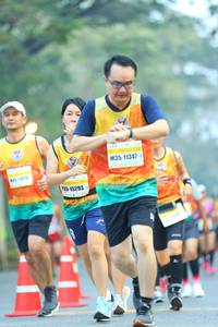 BIB: 11347, 15293
                            <button type="button" onclick="openModal(7546192)" class="btn btn-primary btn-sm float-right btn-popup" data-toggle="modal" data-target=".modal-high-quality">
                        <i class="fas fa-shopping-cart"></i> Add to Cart
                    </button>
                                            <button type="button" onclick="isThisMe(7546192, true)" class="btn btn-success btn-sm float-right btn-popup btn-isme hidden" data-toggle="tooltip" data-placement="bottom" title="นี่คือรูปของคุณใช่ไหม คลิกที่นี่เพื่อเอาเข้าอัลบั้ม">
                        <i class="fas fa-plus"></i> Add to album
                    </button>
                    <button type="button" onclick="isThisMe(7546192, false)" class="btn btn-warning btn-sm float-right btn-popup btn-isnotme hidden">
                        <i class="fas fa-ban"></i> Remove from album
                    </button>