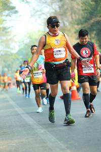 BIB: 426
                            <button type="button" onclick="openModal(8051552)" class="btn btn-primary btn-sm float-right btn-popup" data-toggle="modal" data-target=".modal-high-quality">
                        <i class="fas fa-shopping-cart"></i> Add to Cart
                    </button>
                                            <button type="button" onclick="isThisMe(8051552, true)" class="btn btn-success btn-sm float-right btn-popup btn-isme hidden" data-toggle="tooltip" data-placement="bottom" title="นี่คือรูปของคุณใช่ไหม คลิกที่นี่เพื่อเอาเข้าอัลบั้ม">
                        <i class="fas fa-plus"></i> Add to album
                    </button>
                    <button type="button" onclick="isThisMe(8051552, false)" class="btn btn-warning btn-sm float-right btn-popup btn-isnotme hidden">
                        <i class="fas fa-ban"></i> Remove from album
                    </button>