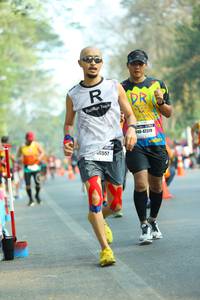 BIB: 2222, 47319, 46557
                            <button type="button" onclick="openModal(8050204)" class="btn btn-primary btn-sm float-right btn-popup" data-toggle="modal" data-target=".modal-high-quality">
                        <i class="fas fa-shopping-cart"></i> Add to Cart
                    </button>
                                            <button type="button" onclick="isThisMe(8050204, true)" class="btn btn-success btn-sm float-right btn-popup btn-isme hidden" data-toggle="tooltip" data-placement="bottom" title="นี่คือรูปของคุณใช่ไหม คลิกที่นี่เพื่อเอาเข้าอัลบั้ม">
                        <i class="fas fa-plus"></i> Add to album
                    </button>
                    <button type="button" onclick="isThisMe(8050204, false)" class="btn btn-warning btn-sm float-right btn-popup btn-isnotme hidden">
                        <i class="fas fa-ban"></i> Remove from album
                    </button>