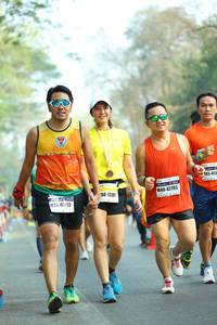 BIB: 413, 42703, 1739, 45263
                            <button type="button" onclick="openModal(7935428)" class="btn btn-primary btn-sm float-right btn-popup" data-toggle="modal" data-target=".modal-high-quality">
                        <i class="fas fa-shopping-cart"></i> Add to Cart
                    </button>
                                            <button type="button" onclick="isThisMe(7935428, true)" class="btn btn-success btn-sm float-right btn-popup btn-isme hidden" data-toggle="tooltip" data-placement="bottom" title="นี่คือรูปของคุณใช่ไหม คลิกที่นี่เพื่อเอาเข้าอัลบั้ม">
                        <i class="fas fa-plus"></i> Add to album
                    </button>
                    <button type="button" onclick="isThisMe(7935428, false)" class="btn btn-warning btn-sm float-right btn-popup btn-isnotme hidden">
                        <i class="fas fa-ban"></i> Remove from album
                    </button>