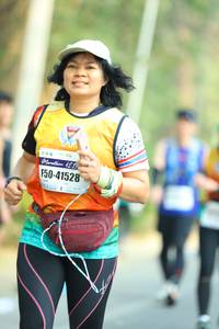 BIB: 4219, 41528
                            <button type="button" onclick="openModal(8004166)" class="btn btn-primary btn-sm float-right btn-popup" data-toggle="modal" data-target=".modal-high-quality">
                        <i class="fas fa-shopping-cart"></i> Add to Cart
                    </button>
                                            <button type="button" onclick="isThisMe(8004166, true)" class="btn btn-success btn-sm float-right btn-popup btn-isme hidden" data-toggle="tooltip" data-placement="bottom" title="นี่คือรูปของคุณใช่ไหม คลิกที่นี่เพื่อเอาเข้าอัลบั้ม">
                        <i class="fas fa-plus"></i> Add to album
                    </button>
                    <button type="button" onclick="isThisMe(8004166, false)" class="btn btn-warning btn-sm float-right btn-popup btn-isnotme hidden">
                        <i class="fas fa-ban"></i> Remove from album
                    </button>