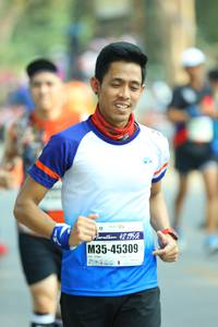 BIB: 42195, 45309
                            <button type="button" onclick="openModal(7890528)" class="btn btn-primary btn-sm float-right btn-popup" data-toggle="modal" data-target=".modal-high-quality">
                        <i class="fas fa-shopping-cart"></i> Add to Cart
                    </button>
                                            <button type="button" onclick="isThisMe(7890528, true)" class="btn btn-success btn-sm float-right btn-popup btn-isme hidden" data-toggle="tooltip" data-placement="bottom" title="นี่คือรูปของคุณใช่ไหม คลิกที่นี่เพื่อเอาเข้าอัลบั้ม">
                        <i class="fas fa-plus"></i> Add to album
                    </button>
                    <button type="button" onclick="isThisMe(7890528, false)" class="btn btn-warning btn-sm float-right btn-popup btn-isnotme hidden">
                        <i class="fas fa-ban"></i> Remove from album
                    </button>
