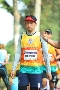 BIB: 421952, 41909
                            <button type="button" onclick="openModal(8019182)" class="btn btn-primary btn-sm float-right btn-popup" data-toggle="modal" data-target=".modal-high-quality">
                        <i class="fas fa-shopping-cart"></i> Add to Cart
                    </button>
                                            <button type="button" onclick="isThisMe(8019182, true)" class="btn btn-success btn-sm float-right btn-popup btn-isme hidden" data-toggle="tooltip" data-placement="bottom" title="นี่คือรูปของคุณใช่ไหม คลิกที่นี่เพื่อเอาเข้าอัลบั้ม">
                        <i class="fas fa-plus"></i> Add to album
                    </button>
                    <button type="button" onclick="isThisMe(8019182, false)" class="btn btn-warning btn-sm float-right btn-popup btn-isnotme hidden">
                        <i class="fas fa-ban"></i> Remove from album
                    </button>