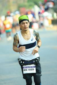 BIB: 421952, 40429
                            <button type="button" onclick="openModal(7833775)" class="btn btn-primary btn-sm float-right btn-popup" data-toggle="modal" data-target=".modal-high-quality">
                        <i class="fas fa-shopping-cart"></i> Add to Cart
                    </button>
                                            <button type="button" onclick="isThisMe(7833775, true)" class="btn btn-success btn-sm float-right btn-popup btn-isme hidden" data-toggle="tooltip" data-placement="bottom" title="นี่คือรูปของคุณใช่ไหม คลิกที่นี่เพื่อเอาเข้าอัลบั้ม">
                        <i class="fas fa-plus"></i> Add to album
                    </button>
                    <button type="button" onclick="isThisMe(7833775, false)" class="btn btn-warning btn-sm float-right btn-popup btn-isnotme hidden">
                        <i class="fas fa-ban"></i> Remove from album
                    </button>
