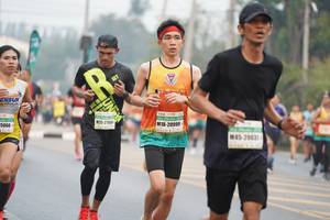 BIB: 20999, 5060, 20031
                            <button type="button" onclick="openModal(9622057)" class="btn btn-primary btn-sm float-right btn-popup" data-toggle="modal" data-target=".modal-high-quality">
                        <i class="fas fa-shopping-cart"></i> Add to Cart
                    </button>
                                            <button type="button" onclick="isThisMe(9622057, true)" class="btn btn-success btn-sm float-right btn-popup btn-isme hidden" data-toggle="tooltip" data-placement="bottom" title="นี่คือรูปของคุณใช่ไหม คลิกที่นี่เพื่อเอาเข้าอัลบั้ม">
                        <i class="fas fa-plus"></i> Add to album
                    </button>
                    <button type="button" onclick="isThisMe(9622057, false)" class="btn btn-warning btn-sm float-right btn-popup btn-isnotme hidden">
                        <i class="fas fa-ban"></i> Remove from album
                    </button>