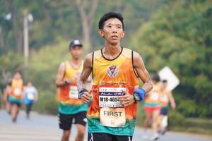 BIB: 4219, 465
                            <button type="button" onclick="openModal(9624368)" class="btn btn-primary btn-sm float-right btn-popup" data-toggle="modal" data-target=".modal-high-quality">
                        <i class="fas fa-shopping-cart"></i> Add to Cart
                    </button>
                                            <button type="button" onclick="isThisMe(9624368, true)" class="btn btn-success btn-sm float-right btn-popup btn-isme hidden" data-toggle="tooltip" data-placement="bottom" title="นี่คือรูปของคุณใช่ไหม คลิกที่นี่เพื่อเอาเข้าอัลบั้ม">
                        <i class="fas fa-plus"></i> Add to album
                    </button>
                    <button type="button" onclick="isThisMe(9624368, false)" class="btn btn-warning btn-sm float-right btn-popup btn-isnotme hidden">
                        <i class="fas fa-ban"></i> Remove from album
                    </button>