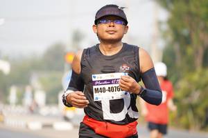 BIB: 4219, 4076
                            <button type="button" onclick="openModal(9647301)" class="btn btn-primary btn-sm float-right btn-popup" data-toggle="modal" data-target=".modal-high-quality">
                        <i class="fas fa-shopping-cart"></i> Add to Cart
                    </button>
                                            <button type="button" onclick="isThisMe(9647301, true)" class="btn btn-success btn-sm float-right btn-popup btn-isme hidden" data-toggle="tooltip" data-placement="bottom" title="นี่คือรูปของคุณใช่ไหม คลิกที่นี่เพื่อเอาเข้าอัลบั้ม">
                        <i class="fas fa-plus"></i> Add to album
                    </button>
                    <button type="button" onclick="isThisMe(9647301, false)" class="btn btn-warning btn-sm float-right btn-popup btn-isnotme hidden">
                        <i class="fas fa-ban"></i> Remove from album
                    </button>