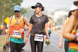 BIB: 46498, 40024
                            <button type="button" onclick="openModal(9645696)" class="btn btn-primary btn-sm float-right btn-popup" data-toggle="modal" data-target=".modal-high-quality">
                        <i class="fas fa-shopping-cart"></i> Add to Cart
                    </button>
                                            <button type="button" onclick="isThisMe(9645696, true)" class="btn btn-success btn-sm float-right btn-popup btn-isme hidden" data-toggle="tooltip" data-placement="bottom" title="นี่คือรูปของคุณใช่ไหม คลิกที่นี่เพื่อเอาเข้าอัลบั้ม">
                        <i class="fas fa-plus"></i> Add to album
                    </button>
                    <button type="button" onclick="isThisMe(9645696, false)" class="btn btn-warning btn-sm float-right btn-popup btn-isnotme hidden">
                        <i class="fas fa-ban"></i> Remove from album
                    </button>
