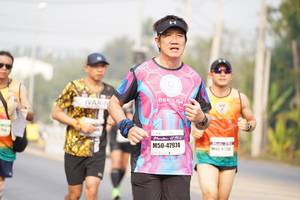 BIB: 104, 4219, 47974
                            <button type="button" onclick="openModal(9645591)" class="btn btn-primary btn-sm float-right btn-popup" data-toggle="modal" data-target=".modal-high-quality">
                        <i class="fas fa-shopping-cart"></i> Add to Cart
                    </button>
                                            <button type="button" onclick="isThisMe(9645591, true)" class="btn btn-success btn-sm float-right btn-popup btn-isme hidden" data-toggle="tooltip" data-placement="bottom" title="นี่คือรูปของคุณใช่ไหม คลิกที่นี่เพื่อเอาเข้าอัลบั้ม">
                        <i class="fas fa-plus"></i> Add to album
                    </button>
                    <button type="button" onclick="isThisMe(9645591, false)" class="btn btn-warning btn-sm float-right btn-popup btn-isnotme hidden">
                        <i class="fas fa-ban"></i> Remove from album
                    </button>
